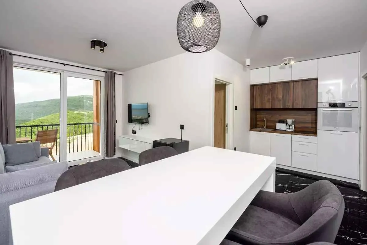 Apartments In Crikvenica 45029